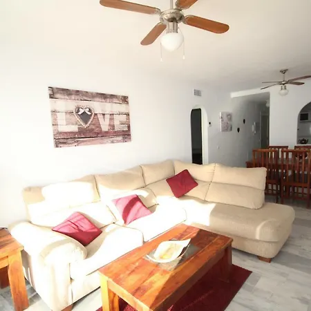 3 Bed Sleeps 6 In