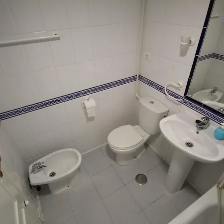 3 Bed Sleeps 6 In Apartment La Cala De Mijas