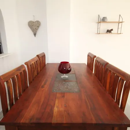 3 Bed Sleeps 6 In