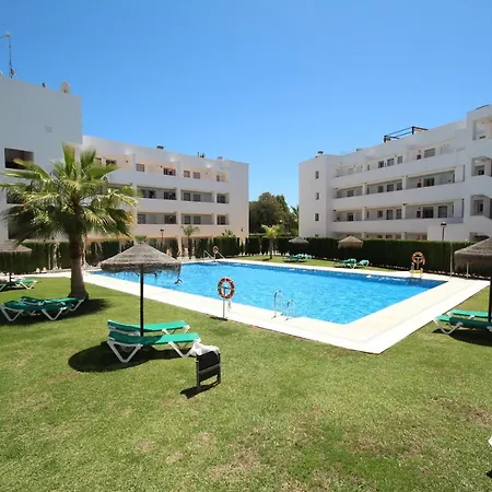 Apartment 3 Bed Sleeps 6 In La Cala De Mijas
