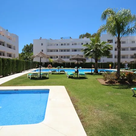 3 Bed Sleeps 6 In La Cala De Mijas